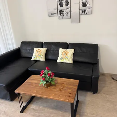 Alex -2 Min O2 Arena -free Parking- Metro Nearby Prag